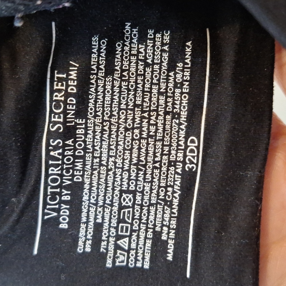 Victoria Secret Body By Victoria L8ned Demi Black Lace Bra - Picture 2 of 4